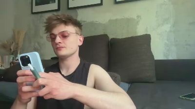 NiHakuJin — вебкам-модель онлайн на cam4