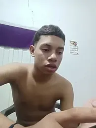 curious_straight_guy — Stripchat stream photo (Apr 2026)