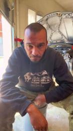 domnuozfutura — вебкам-модель онлайн на cam4