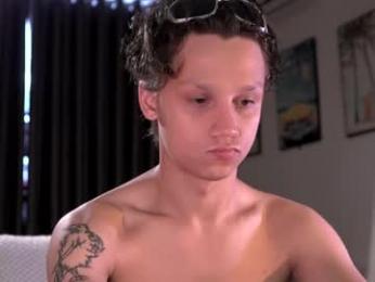 nicky_neal — вебкам-модель онлайн на chaturbate