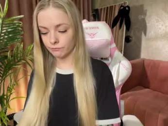 lili_01 — Chaturbate stream photo (Apr 2026)