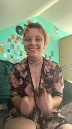 Emy_2002 — Cam4 stream photo (Jun 2026)