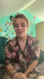 Emy_2002 — Cam4 stream photo (Jun 2026)