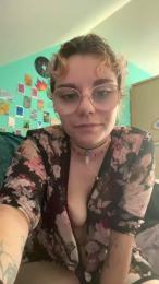 Emy_2002 — вебкам-модель онлайн на cam4