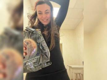 LustySass — вебкам-модель онлайн на bongacams