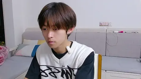 buding-001 — вебкам-модель онлайн на stripchat