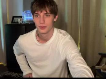 mason_gallagher — вебкам-модель онлайн на chaturbate