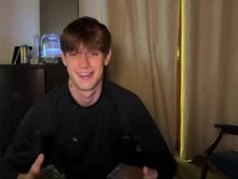 mason_gallagher — вебкам-модель онлайн на chaturbate