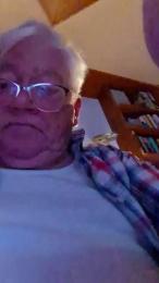 gunmedia — вебкам-модель онлайн на cam4