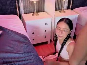 i_m_emma — вебкам-модель онлайн на chaturbate