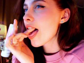 HoneyCherry — Bongacams stream photo (Mar 2026)