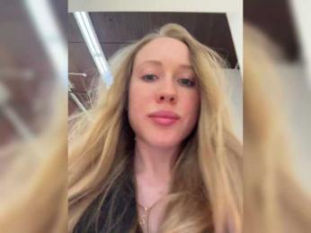 LiiBaby — вебкам-модель онлайн на bongacams