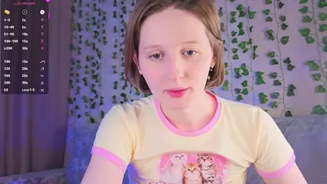 c0ralynx — вебкам-модель онлайн на stripchat