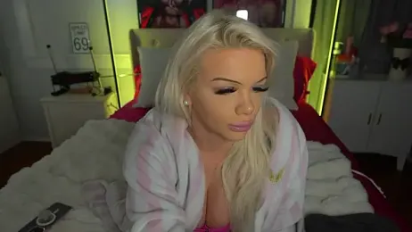 emmagray001 — Stripchat stream photo (Mar 2026)