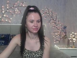 Kara Bliss — Flirt4free stream photo (Apr 2026)