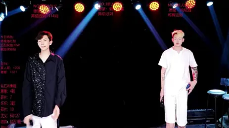 Exo-bigGG — вебкам-модель онлайн на stripchat
