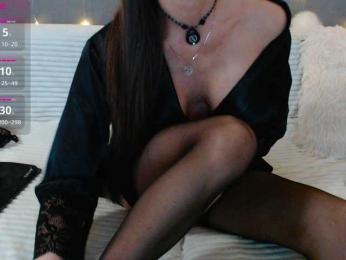 Icehotangel — вебкам-модель онлайн на bongacams