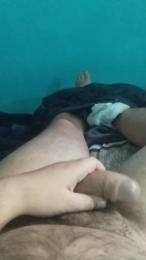 adri28bcn — вебкам-модель онлайн на cam4