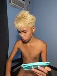 urcumjp — Stripchat stream photo (Mar 2026)