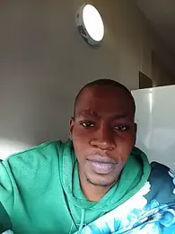 Mphoza0211 — вебкам-модель онлайн на stripchat