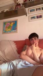 Alvaroguisan — вебкам-модель онлайн на cam4