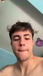 Alvaroguisan — вебкам-модель онлайн на cam4