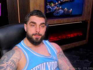 Carlosz Azizz — вебкам-модель онлайн на flirt4free