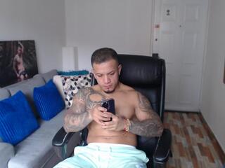 Joe Ford — вебкам-модель онлайн на flirt4free