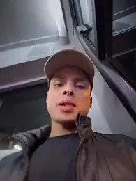 Eros_lee — вебкам-модель онлайн на stripchat