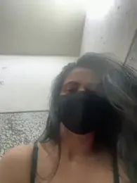 SashaPatel — вебкам-модель онлайн на stripchat