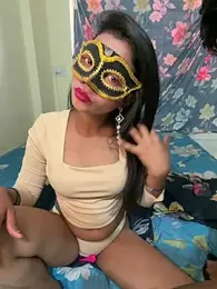 Sexyshabhita1999 — вебкам-модель онлайн на stripchat