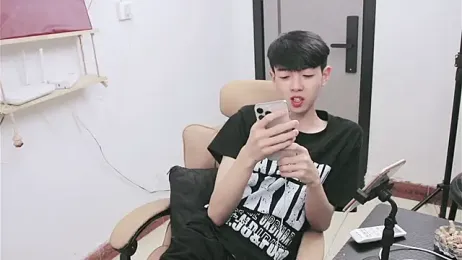 Hao-789 — вебкам-модель онлайн на stripchat