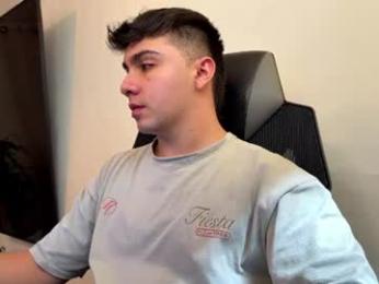 aron__cooper — Chaturbate stream photo (Jun 2026)