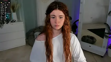 Freckle_Diyana — Stripchat stream photo (Nov 2025)