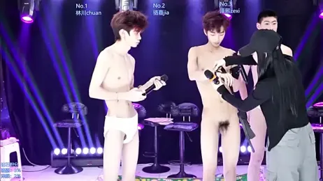 AOA-ACE — вебкам-модель онлайн на stripchat
