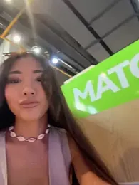 lean_lie8 — вебкам-модель онлайн на stripchat