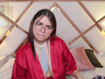VioletGrey — вебкам-модель онлайн на bongacams