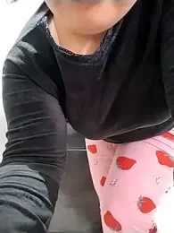 Dalou3a-69 — вебкам-модель онлайн на stripchat