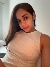 __amcutefatima — вебкам-модель онлайн на stripchat