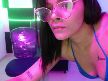 angelescute17 — Bongacams profile photo
