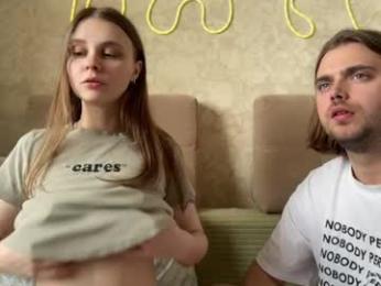 eva_calvin — вебкам-модель онлайн на chaturbate