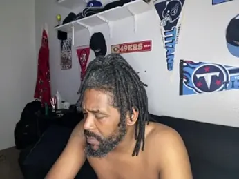 bigdinca — Stripchat stream photo (Mar 2026)