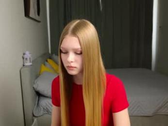 alexialunaris — chaturbate