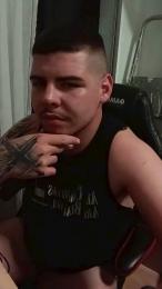 Youngkinkibear — Cam4 stream photo (May 2026)