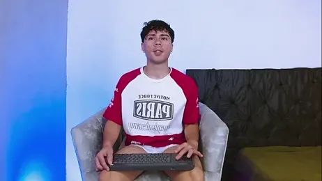 ITHAN_DREAMBOY — Stripchat stream photo (Feb 2026)