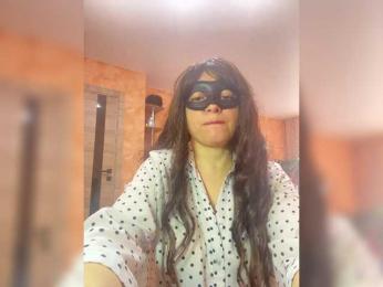 Mary-Marii — вебкам-модель онлайн на bongacams