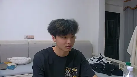 icecream-002 — вебкам-модель онлайн на stripchat