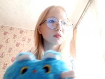 karoncabeza — вебкам-модель онлайн на chaturbate