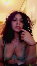 douce_lilith — Cam4 stream photo (Mar 2026)