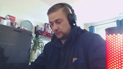 Lienlingsidiot — Cam4 stream photo (Apr 2026)